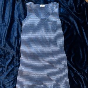 Vineyard Vines blue and white striped dress